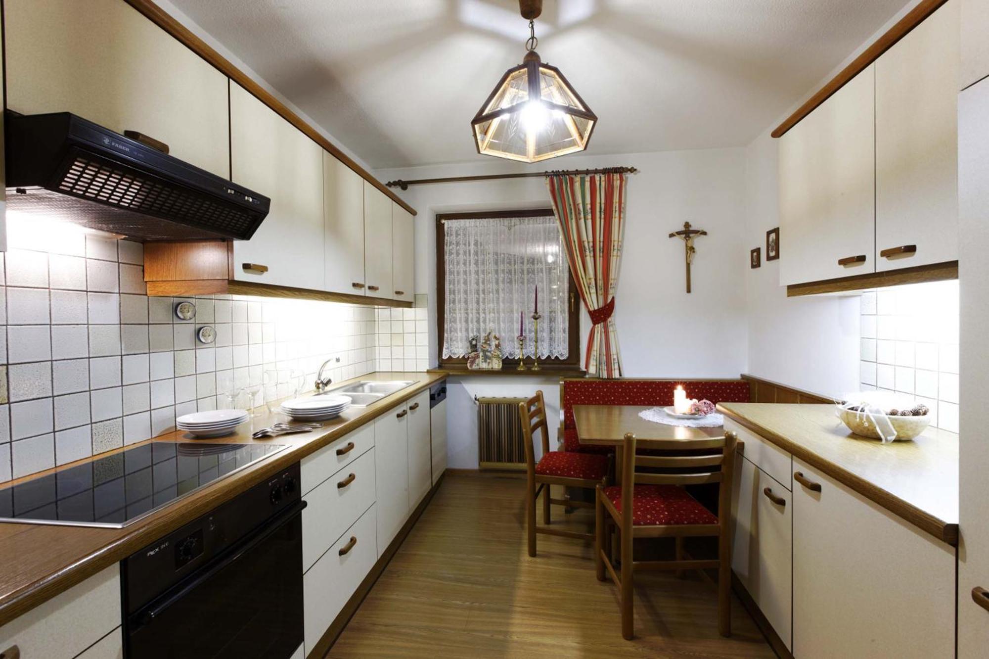Alpin Apartments Colfosco Phòng bức ảnh